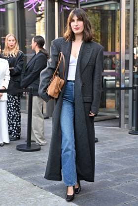 PFW Stella McCartney Outside Arrivals Jeanne Damas arriving at Stella McCartney show during Paris Fashion Week in Paris, France on March 5, 2025. Photo by Julien Reynaud APS-Medias ABACAPRESS.COM Paris France  Copyright: xReynaudxJulien APS-Medias ABACAx