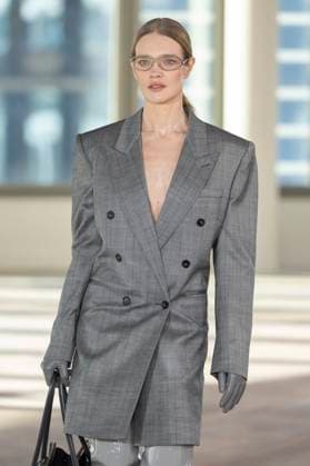 Entertainment Bilder des Tages . 05 03 2025. Paris, France. Stella McCartney show at Paris Fashion Week for Autumn Winter 25 .  xi-Imagesx IIM-25784-0003