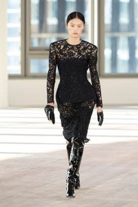 . 05 03 2025. Paris, France. Stella McCartney show at Paris Fashion Week for Autumn Winter 25 .  xi-Imagesx IIM-25784-0105