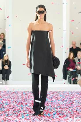 Courreges Ready to wear fall winter 2025 26 Paris March 2025 Courreges Ready to wear fall winter 2025 26 Paris March 2025, Credit:Zeppelin Avalon  Copyright: xZeppelinx xAvalonx 0972553120