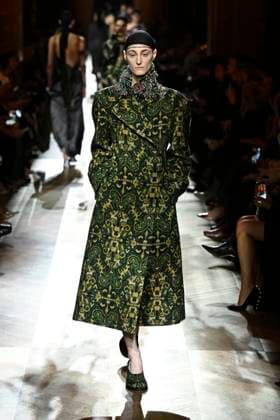 Dries van Noten Ready to wear fall winter 2025 26 Paris March 2025 Dries van Noten Ready to wear fall winter 2025 26 Paris March 2025, Credit:Zeppelin Avalon  Copyright: xZeppelinx xAvalonx 0972553512