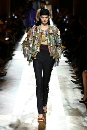 Dries van Noten Ready to wear fall winter 2025 26 Paris March 2025 Dries van Noten Ready to wear fall winter 2025 26 Paris March 2025, Credit:Zeppelin Avalon  Copyright: xZeppelinx xAvalonx 0972553627