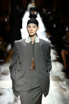Dries van Noten Ready to wear fall winter 2025 26 Paris March 2025 Dries van Noten Ready to wear fall winter 2025 26 Paris March 2025, Credit:Zeppelin Avalon  Copyright: xZeppelinx xAvalonx 0972554067