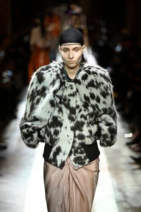Dries van Noten Ready to wear fall winter 2025 26 Paris March 2025 Dries van Noten Ready to wear fall winter 2025 26 Paris March 2025, Credit:Zeppelin Avalon  Copyright: xZeppelinx xAvalonx 0972554491