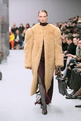 Acne Studios Ready to wear fall winter 2025 26 Paris March 2025 Acne Studios Ready to wear fall winter 2025 26 Paris March 2025, Credit:Zeppelin Avalon  Copyright: xZeppelinx xAvalonx 0972548821