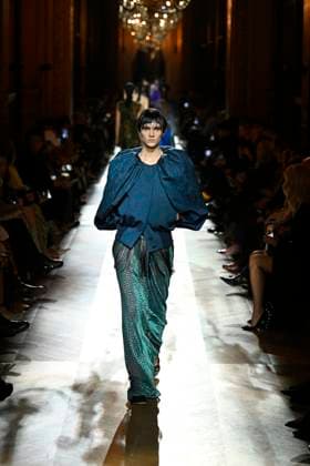 Dries van Noten Ready to wear fall winter 2025 26 Paris March 2025 Dries van Noten Ready to wear fall winter 2025 26 Paris March 2025, Credit:Zeppelin Avalon  Copyright: xZeppelinx xAvalonx 0972555618