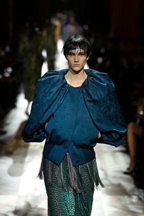 Dries van Noten Ready to wear fall winter 2025 26 Paris March 2025 Dries van Noten Ready to wear fall winter 2025 26 Paris March 2025, Credit:Zeppelin Avalon  Copyright: xZeppelinx xAvalonx 0972555663