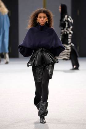 Balmain Studios Ready to wear fall winter 2025 26 Paris March 2025 Balmain Studios Ready to wear fall winter 2025 26 Paris March 2025, Credit:Zeppelin Avalon  Copyright: xZeppelinx xAvalonx 0972550574