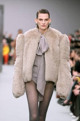 Acne Studios Ready to wear fall winter 2025 26 Paris March 2025 Acne Studios Ready to wear fall winter 2025 26 Paris March 2025, Credit:Zeppelin Avalon  Copyright: xZeppelinx xAvalonx 0972548859