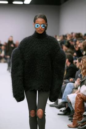 Acne Studios Ready to wear fall winter 2025 26 Paris March 2025 Acne Studios Ready to wear fall winter 2025 26 Paris March 2025, Credit:Zeppelin Avalon  Copyright: xZeppelinx xAvalonx 0972549348