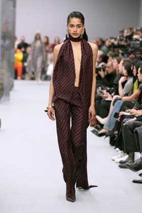 Acne Studios Ready to wear fall winter 2025 26 Paris March 2025 Acne Studios Ready to wear fall winter 2025 26 Paris March 2025, Credit:Zeppelin Avalon  Copyright: xZeppelinx xAvalonx 0972549458