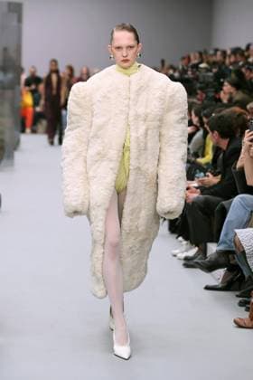 Acne Studios Ready to wear fall winter 2025 26 Paris March 2025 Acne Studios Ready to wear fall winter 2025 26 Paris March 2025, Credit:Zeppelin Avalon  Copyright: xZeppelinx xAvalonx 0972549521