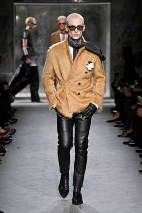 TOM FORD Ready to wear fall winter 2025 26 Paris March 2025 TOM FORD Ready to wear fall winter 2025 26 Paris March 2025, Credit:Zeppelin Avalon France, Paris  Copyright: xZeppelinx xAvalonx 0972567583