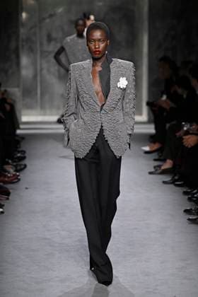 TOM FORD Ready to wear fall winter 2025 26 Paris March 2025 TOM FORD Ready to wear fall winter 2025 26 Paris March 2025, Credit:Zeppelin Avalon France, Paris  Copyright: xZeppelinx xAvalonx 0972569451