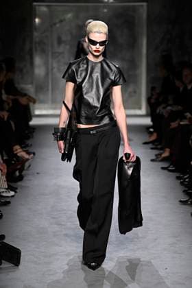 TOM FORD Ready to wear fall winter 2025 26 Paris March 2025 TOM FORD Ready to wear fall winter 2025 26 Paris March 2025, Credit:Zeppelin Avalon France, Paris  Copyright: xZeppelinx xAvalonx 0972567029