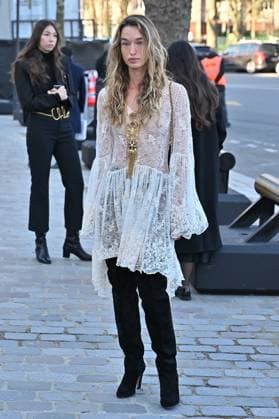 PFW Chloe Outside Arrivals Jenn Du Puy arriving at Chloe show during Paris Fashion Week in Paris, France on March 6, 2025. Photo by Julien Reynaud APS-Medias ABACAPRESS.COM Paris France  Copyright: xReynaudxJulien APS-Medias ABACAx