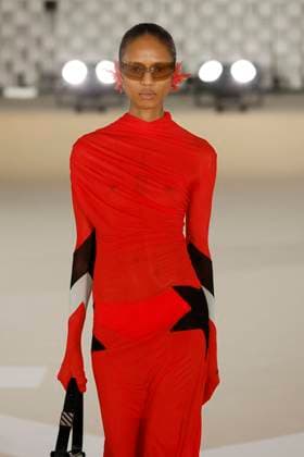 Off White Ready to Wear Fall Winter 2025 - Paris, March 2025 Off White Ready to Wear Fall Winter 2025 - Paris, March 2025, Credit:Zeppelin Avalon  Copyright: xZeppelinx xAvalonx 0972837757