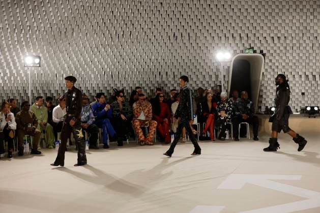 Off White Ready to Wear Fall Winter 2025 - Paris, March 2025 Off White Ready to Wear Fall Winter 2025 - Paris, March 2025, Credit:Zeppelin Avalon  Copyright: xZeppelinx xAvalonx 0972837956