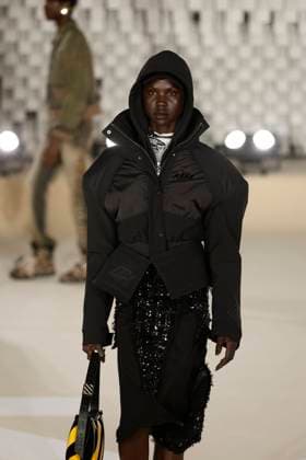 Off White Ready to Wear Fall Winter 2025 - Paris, March 2025 Off White Ready to Wear Fall Winter 2025 - Paris, March 2025, Credit:Zeppelin Avalon  Copyright: xZeppelinx xAvalonx 0972837999
