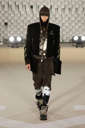 Off White Ready to Wear Fall Winter 2025 - Paris, March 2025 Off White Ready to Wear Fall Winter 2025 - Paris, March 2025, Credit:Zeppelin Avalon  Copyright: xZeppelinx xAvalonx 0972838819