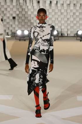 Off White Ready to Wear Fall Winter 2025 - Paris, March 2025 Off White Ready to Wear Fall Winter 2025 - Paris, March 2025, Credit:Zeppelin Avalon  Copyright: xZeppelinx xAvalonx 0972839061