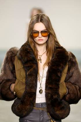 Chloe Ready to Wear Fall Winter 2025 - Paris, March 2025 Chloe Ready to Wear Fall Winter 2025 - Paris, March 2025, Credit:Zeppelin Avalon  Copyright: xZeppelinx xAvalonx 0972841882