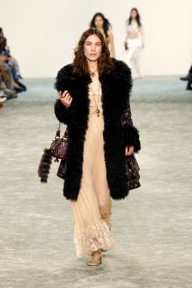 Chloe Ready to Wear Fall Winter 2025 - Paris, March 2025 Chloe Ready to Wear Fall Winter 2025 - Paris, March 2025, Credit:Zeppelin Avalon  Copyright: xZeppelinx xAvalonx 0972842265