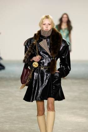 Chloe Ready to Wear Fall Winter 2025 - Paris, March 2025 Chloe Ready to Wear Fall Winter 2025 - Paris, March 2025, Credit:Zeppelin Avalon  Copyright: xZeppelinx xAvalonx 0972842448