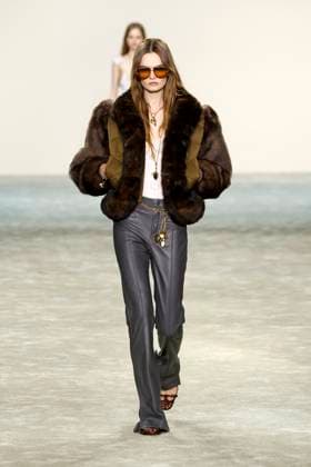 Chloe Ready to Wear Fall Winter 2025 - Paris, March 2025 Chloe Ready to Wear Fall Winter 2025 - Paris, March 2025, Credit:Zeppelin Avalon  Copyright: xZeppelinx xAvalonx 0972842472