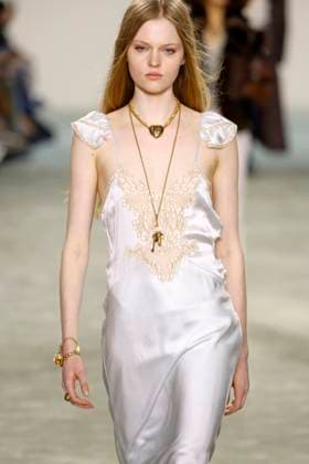 Chloe Ready to Wear Fall Winter 2025 - Paris, March 2025 Chloe Ready to Wear Fall Winter 2025 - Paris, March 2025, Credit:Zeppelin Avalon  Copyright: xZeppelinx xAvalonx 0972842620