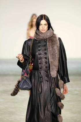 Chloe Ready to Wear Fall Winter 2025 - Paris, March 2025 Chloe Ready to Wear Fall Winter 2025 - Paris, March 2025, Credit:Zeppelin Avalon  Copyright: xZeppelinx xAvalonx 0972842634
