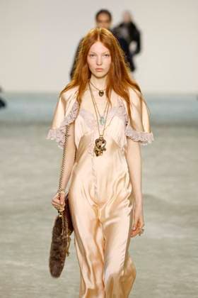 Chloe Ready to Wear Fall Winter 2025 - Paris, March 2025 Chloe Ready to Wear Fall Winter 2025 - Paris, March 2025, Credit:Zeppelin Avalon  Copyright: xZeppelinx xAvalonx 0972842948