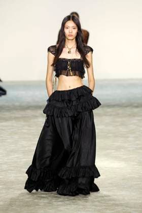 Chloe Ready to Wear Fall Winter 2025 - Paris, March 2025 Chloe Ready to Wear Fall Winter 2025 - Paris, March 2025, Credit:Zeppelin Avalon  Copyright: xZeppelinx xAvalonx 0972842970