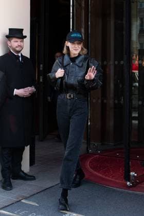 PFW - Gigi Hadid Leaves Her Hotel Gigi Hadid leaves her hotel in Paris, France on March 6, 2025, during Paris Fashion Week. Photo by Florian Poitout ABACAPRESS.COM Paris France  Copyright: xPoitoutxFlorian ABACAx