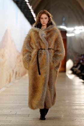 TIME Ready to Wear Fall Winter 2025 - Paris, March 2025 TIME Ready to Wear Fall Winter 2025 - Paris, March 2025, Credit:Zeppelin Avalon  Copyright: xZeppelinx xAvalonx 0972938306