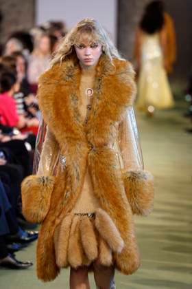 Paco Rabanne Ready to Wear Fall Winter 2025 - Paris, March 2025 Paco Rabanne Ready to Wear Fall Winter 2025 - Paris, March 2025, Credit:Zeppelin Avalon  Copyright: xZeppelinx xAvalonx 0972938941