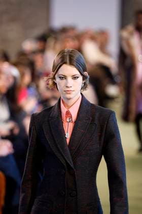 Paco Rabanne Ready to Wear Fall Winter 2025 - Paris, March 2025 Paco Rabanne Ready to Wear Fall Winter 2025 - Paris, March 2025, Credit:Zeppelin Avalon  Copyright: xZeppelinx xAvalonx 0972939428