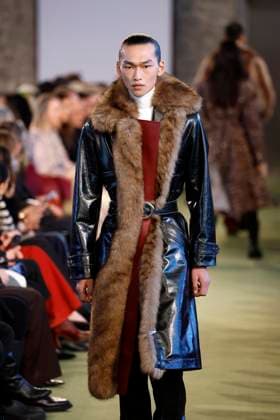 Paco Rabanne Ready to Wear Fall Winter 2025 - Paris, March 2025 Paco Rabanne Ready to Wear Fall Winter 2025 - Paris, March 2025, Credit:Zeppelin Avalon  Copyright: xZeppelinx xAvalonx 0972939444