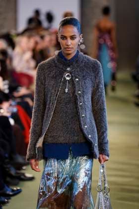 Paco Rabanne Ready to Wear Fall Winter 2025 - Paris, March 2025 Paco Rabanne Ready to Wear Fall Winter 2025 - Paris, March 2025, Credit:Zeppelin Avalon  Copyright: xZeppelinx xAvalonx 0972939860