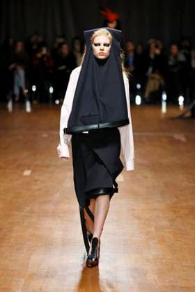 Hodakowa Ready to Wear Fall Winter 2025 - Paris, March 2025 Hodakowa Ready to Wear Fall Winter 2025 - Paris, March 2025, Credit:Zeppelin Avalon  Copyright: xZeppelinx xAvalonx 0972946392