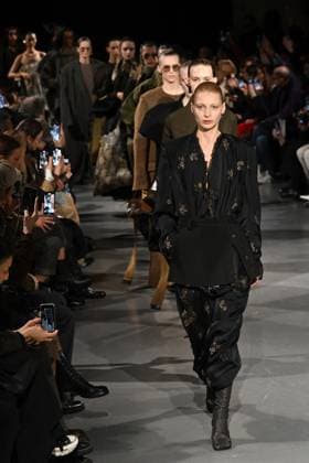 PFW Uma Wang Runway Models walk the runway during the Uma Wang Womenswear Fall Winter 2025-2026 show as part of Paris Fashion Week at L’Observatoire de Paris in Paris, France on March 06, 2025. Photo by Aurore Marechal ABACAPRESS.COM Paris France  Copyright: xMarechalxAurore ABACAx