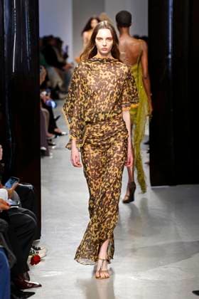 Christopher Esber Ready to wear fall winter 2025 26 Paris March 2025 Christopher Esber Ready to wear fall winter 2025 26 Paris March 2025, Credit:Zeppelin Avalon  Copyright: xZeppelinx xAvalonx 0973051389