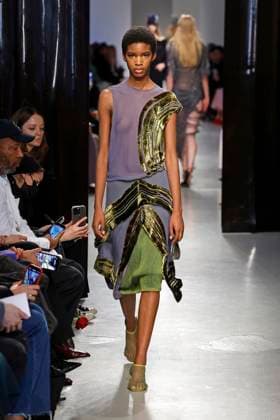Christopher Esber Ready to wear fall winter 2025 26 Paris March 2025 Christopher Esber Ready to wear fall winter 2025 26 Paris March 2025, Credit:Zeppelin Avalon  Copyright: xZeppelinx xAvalonx 0973051440