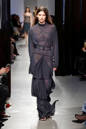 Christopher Esber Ready to wear fall winter 2025 26 Paris March 2025 Christopher Esber Ready to wear fall winter 2025 26 Paris March 2025, Credit:Zeppelin Avalon  Copyright: xZeppelinx xAvalonx 0973051556