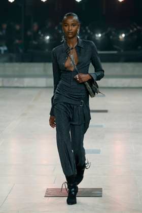 Isabel Marant Ready to wear fall winter 2025 26 Paris March 2025 Isabel Marant Ready to wear fall winter 2025 26 Paris March 2025, Credit:Zeppelin Avalon  Copyright: xZeppelinx xAvalonx 0973051867