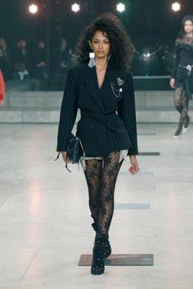 Isabel Marant Ready to wear fall winter 2025 26 Paris March 2025 Isabel Marant Ready to wear fall winter 2025 26 Paris March 2025, Credit:Zeppelin Avalon  Copyright: xZeppelinx xAvalonx 0973051978