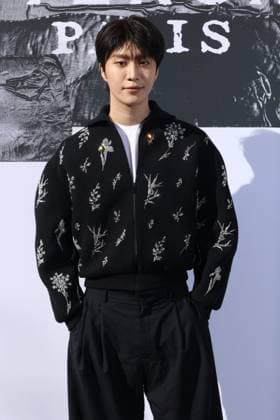 PFW Givenchy Photocall Fan Cheng Cheng attending the Givenchy Womenswear Fall Winter 2025-2026 show as part of Paris Fashion Week on March 7, 2025 in Paris, France. Photo by Jerome Domine ABACAPRESS.COM  Copyright: xDominexJerome ABACAx