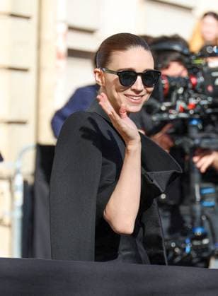 Arrivals at the Givenchy Fashion Fall Winter 2025 2026 Ready to Wear Collection show during Paris Fashion Week PFW at the Hôtel de Camaran Rooney Mara arrivals at the Givenchy Fashion Fall Winter 2025 2026 Ready to Wear Collection show during Paris Fashion Week PFW at the Hôtel de Camaran, in Paris, France, March 7, 2025 Denis Guignebourg Bestimage Arrivals at the Givenchy Fashion Fall Winter 2025 2026 Ready to Wear Collection show during Paris Fashion Week PFW at the Hôtel de Camaran, in Paris, France, March 7, 2025 Paris France  Copyright: xDenisxGuignebourgx xBestimagexDenisxGuignebourgx xBestimagex