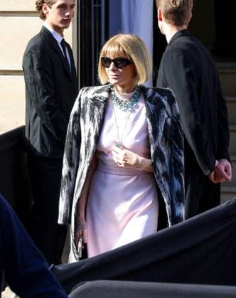 Entertainment Bilder des Tages Arrivals at the Givenchy Fashion Fall Winter 2025 2026 Ready to Wear Collection show during Paris Fashion Week PFW at the Hôtel de Camaran Anna Wintour at the arrivals at the Givenchy Fashion Fall Winter 2025 2026 Ready to Wear Collection show during Paris Fashion Week PFW at the Hôtel de Camaran, in Paris, France, March 7, 2025 Denis Guignebourg Bestimage Arrivals at the Givenchy Fashion Fall Winter 2025 2026 Ready to Wear Collection show during Paris Fashion Week PFW at the Hôtel de Camaran, in Paris, France, March 7, 2025 Paris France  Copyright: xDenisxGuignebourgx xBestimagexDenisxGuignebourgx xBestimagex