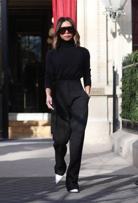- Paris Fashion Week Celebrity Sighting, Paris, France - 7th March 2025. Daniel Weir Crystal Pix Victoria Beckham leaving her Paris Hotel. - Paris Fashion Week Celebrity Sighting, Paris, France - 7th March 2025. Daniel Weir Crystal Pix Paris Paris France Copyright: xDanxWeirx CP_Paris_Fashion_Week_Sighting_31